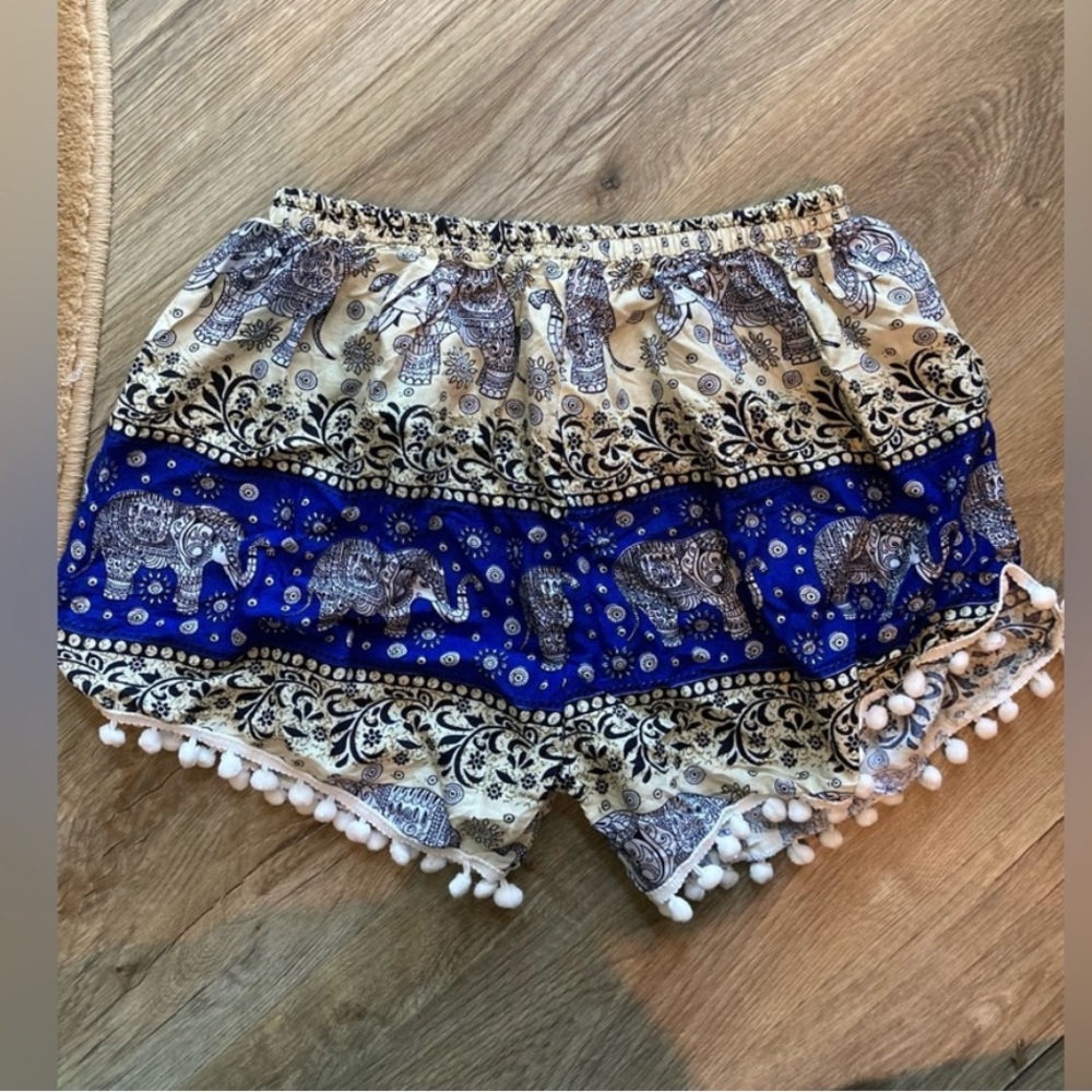 NWOT Women’s Shorts from Thailand (set of 3) - Picture 4 of 5